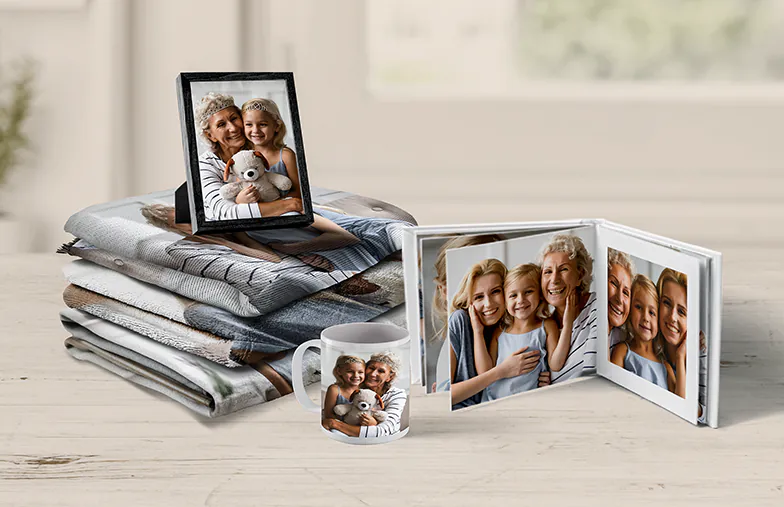 Een fotodeken met een familiefoto, genomen met de kerstman