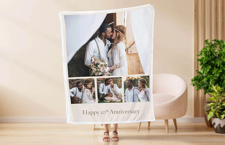 Mink Touch Fotodeken van Printerpix|Gepersonaliseerde Dekens|Grote fotodeken op tweepersoonsbed met foto van meisje|Fotodeken afbeelding met groottevergelijking|Fotodeken zwart-wit collage afbeelding